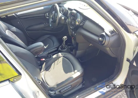 2015 Mini Hardtop Cooper z USA, uszkodzony, nr VIN WMWXS5C51FT828981